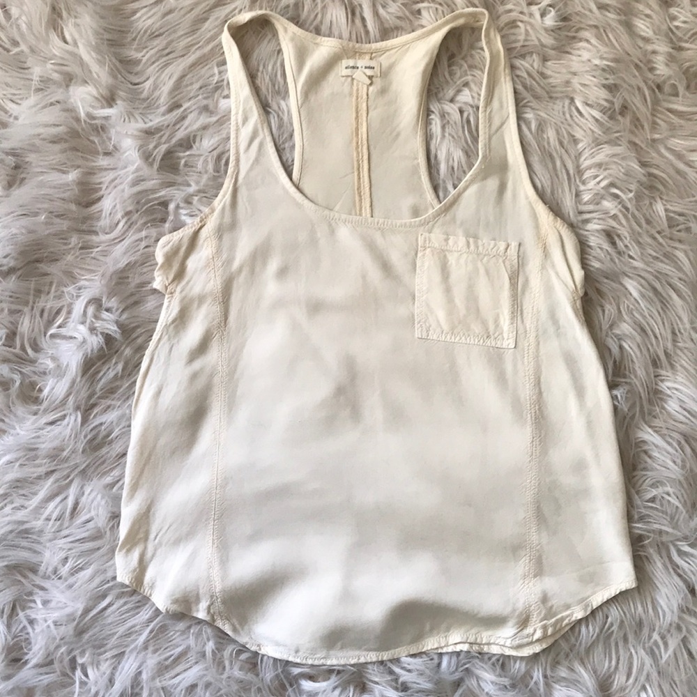 UO tank top